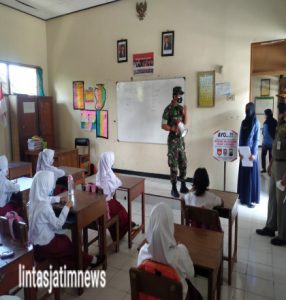 Ingatkan Lagi, Babinsa Koramil Klego Sambangi Sekolah Binaan