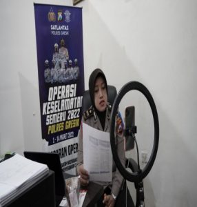 Polres Gresik Maksimalkan Medsos Edukasi Mekanisme Layanan SIM