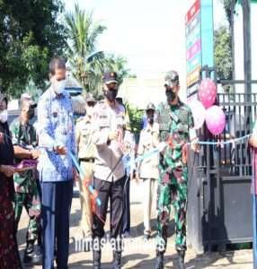 Dandim 0801/Pacitan Bersama Kapolres Pacitan Resmikan Kampung Pancasila