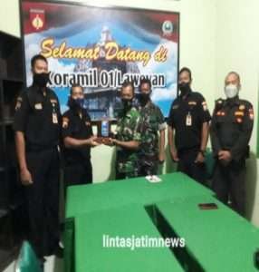 Ada Apa Senkom Mitra Polri Kunjungi Markas Koramil 01/Laweyan, Ini Jawabannya