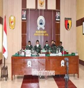 Danrem 081/DSJ Ikuti Pencanangan TNI-AD Manunggal  Air Bersih oleh Kasad Jenderal Dudung