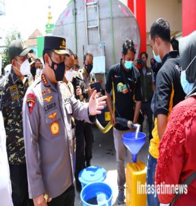 Tinjau Pasar Sehat Sabilulungan Soreang, Kapolri Pastikan Ketersediaan Minyak Curah dan Sembako Jelang Ramadhan Tercukupi