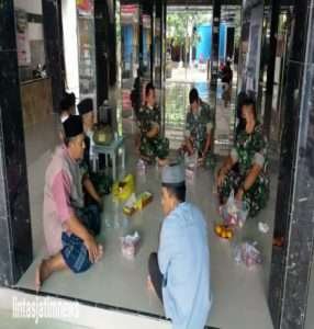 Luar Biasa, Inilah Yang Dilakukan Pelda Mulyono Dalam Pelaksanaan Safari Sholat Jum’at Berjama’ah