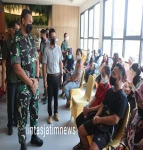 Tingkatkan Capaian Vaksinasi, Kodim 0807 Gelar Serbuan Vaksinasi di Lojikka Hotel Tulungagung