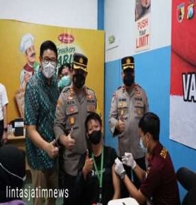 Kapolres Gresik Geber Vaksinasi Jelang Ramadhan