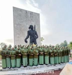 Sambut HUT Persit ke-76, Persit Kartika Candra Kirana Cab XXI Dim 0807 Gelar Ziarah Rombongan