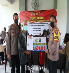 Polres Mojokerto Salurkan Bantuan BPTKLWN ke 6000 Pedagang Mikro
