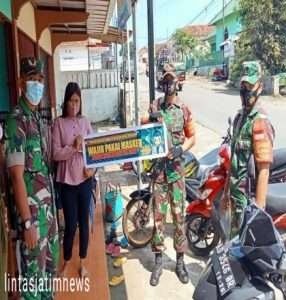 Babinsa Bulukerto Himbau Prokes Untuk Warga di Bulan Ramadhan