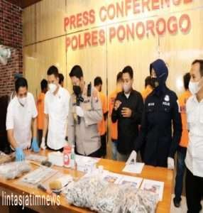 Polres Ponorogo Menetapkan Tujuh Tersangka Kasus Petasan Meledak