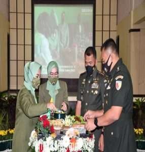 Peringatan HUT ke-76 Persit KCK di Korem 081/DSJ