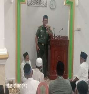 Kapten Cpm Sayana Tarawih Keliling Bersama Muspika