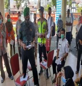 Bantu Kelancaran, Babinsa Selalu Berikan Pendampingan Vaksinasi