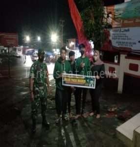 Patroli Malam, Babinsa Ajak Warga Patuhi Protkes