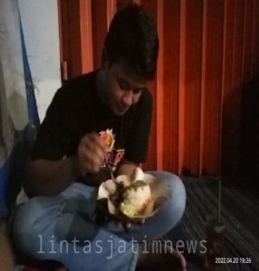 Huahh! Pedas Gurih Racikan Nasi Bebek Bikin Ketagihan