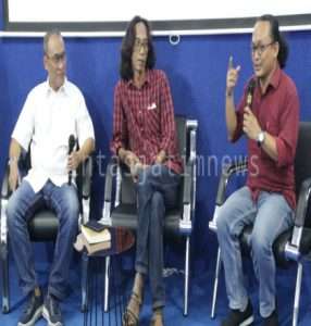 STIKOSA – AWS Gelar Bedah Buku Transformasi Ryan Sang Jagal 11 Orang