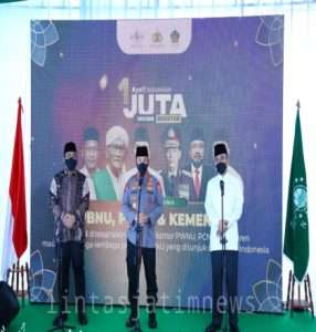 Tinjau Pelaksanaan 1 Juta Vaksinasi Booster, Kapolri Bicara Mudik Sehat dan Nyaman