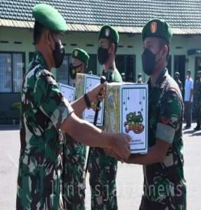 Jelang Idul Fitri 1443 H/2022 M, Danrem 081/DSJ Berbagi Kebahagiaan dengan Anggota