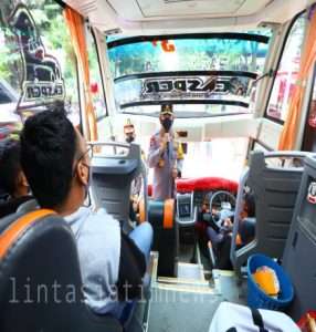 Lepas Mudik Gratis Polri, Kapolri: Bantu Masyarakat dan Kurangi Beban Jalan