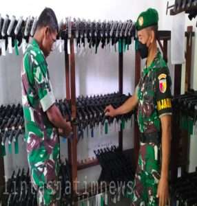 Libur Lebaran, Gudang Senjata Korem 081/DSJ Diperiksa Kelengkapan dan Kebersihannya