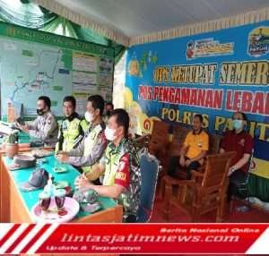 Menjelang arus balik, Koramil 0801/04 Tegal Ombo Laksanakan Jaga Pos Pam Hari Raya Idul Fitri