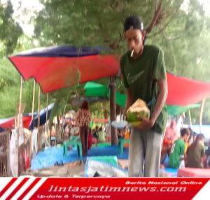 Menikmati Destinasi liburan ditepi Pantai Kenjeran