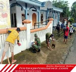 Jalin Silaturahmi, Babinsa Koramil 0805/07 Ngrambe kerja bakti bersama Warga Binaan