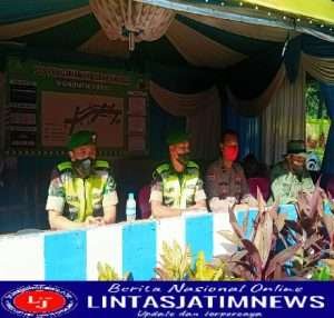 Antisipasi Arus Balik, Babinsa Koramil 0805/08 Jogorogo Lakukan Pengamanan di Pos Terpadu