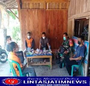 Pererat Hubungan Silaturahmi, Babinsa Pos  Koramil  0805/16 Pangkur Anjangsana Ke  Warga Binaannya