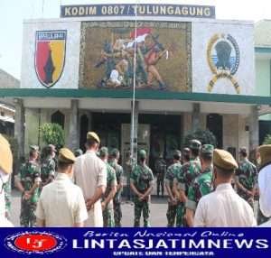Pimpin Apel Pagi, Kasdim Tulungagung Pastikan Anggota Tanpa Kendala Usai Cuti Lebaran