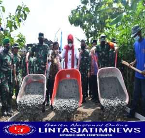 Danrem 074/Warastratama Letakkan Batu Pertama di Lokasi TMMD Reg 113 Kodim 0723/Klaten