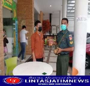 Pererat Tali Silaturahmi, Babinsa Keprabon Laksanakan Komsos Dengan Warga