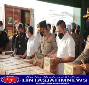 Polri Gagalkan 8 Kontainer Minyak Goreng Siap Ekspor ke Timor Leste