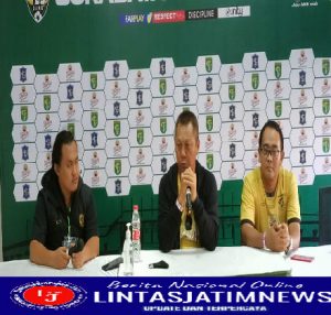 Perwakilan PT LIB Hadiri Laga Persebaya vs Persis Solo