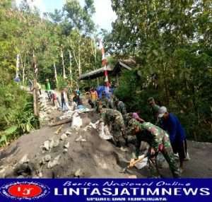 Semangat TNI Dan Warga Tak Pernah Kendor Kerjakan Sasaran Dalam TMMD