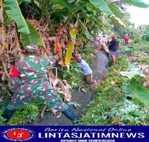 Jelang Musim Tanam, Sertu Parto Bersihkan Saluran Tersier Bersama Warga