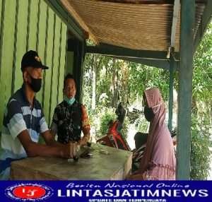 Tingkatkan Kerjasama dan Sinergitas Di Wilayah Binaan, Babinsa Gandong Laksanakan Kegiatan Komsos Dengan Aparat Desa