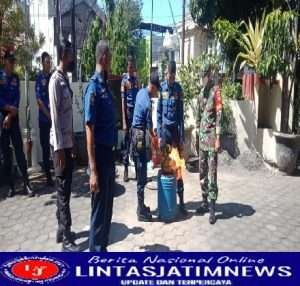 Sinergitas Babinsa Bersama Bhabinkamtibmas Kepatihan Wetan Ikuti Penyuluhan Pencegahan Kebakaran