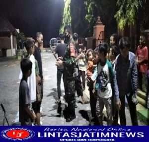 Kerumunan Warga, Jadi Sasaran Patroli Malam Piket Koramil 03/Serengan