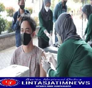 Polresta Malang Kembali Gelar Vaksinasi Drive Thru Sambut Kompetisi Liga 1