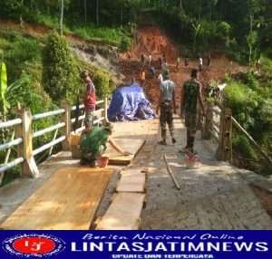 Proyek Jembatan Terus Dikebut oleh Satgas TMMD Ponorogo, Berikut Capaiannya