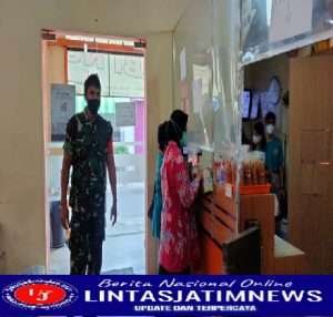 Serma Yudhi Komsos dan Edukasi Prokes di Serabi Notosuman