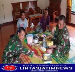 Upaya Pendekatan Babinsa Koramil 0801/12 Pringkuku Datangi Rumah Warga