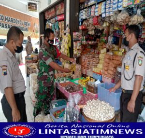 Serka M Nasirin Pantau Stok Dan Harga Minyak Goreng Curah di Pasar Tradisional Nusukan