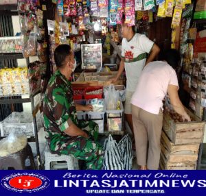 Pasar Nongko Menjadi Sasaran Pemantauan Harga Minyak Goreng Curah Oleh Babinsa Kelurahan Mangkubumen