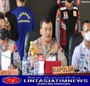 Polda Jateng Ungkap Kasus Peredaran Minyak Goreng Kemasan Tanpa Ijin Edar di Banyumas. 14 Ton Barang Bukti Disita