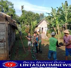 Koptu Fauzi tanpa Kenal Lelah, Bantu Perbaiki Rumah Warganya