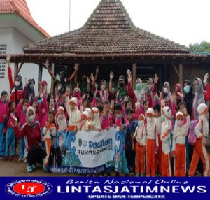 Babinsa Koramil 0801/07 Ngadirojo Dampingi Paud Dharma Wanita Mengenang Jasa Pahlawan