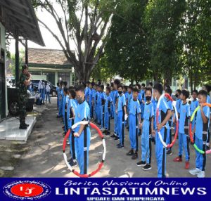 Kembangkan Bakat Siswa, SD Muhammadiyah Ponorogo Kunjungi Kodim 0802/Ponorogo