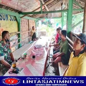Jalin Hubungan Yang Baik, Anggota Koramil Jogorogo Komsos Dengan Warga Binaan