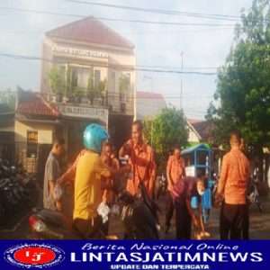 Hari Jum’at Berkah, Kantor KBM Sidoarjo Adakan Kegiatan Berbagai Nasi Bungkus